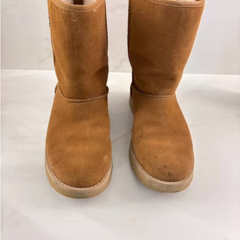 UGG Chestnut Suede Boots with Red Accents